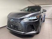 First vehicle image