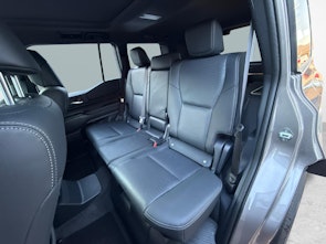 image du véhicule TOYOTA Land Cruiser 2.8 D Invincible