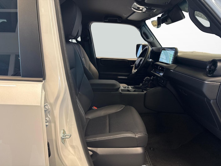 image du véhicule TOYOTA LANDCRUISER