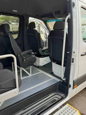 Mercedes-Benz Sprinter 317 CDI PRO KA S 4x2 - 14-Plätzer