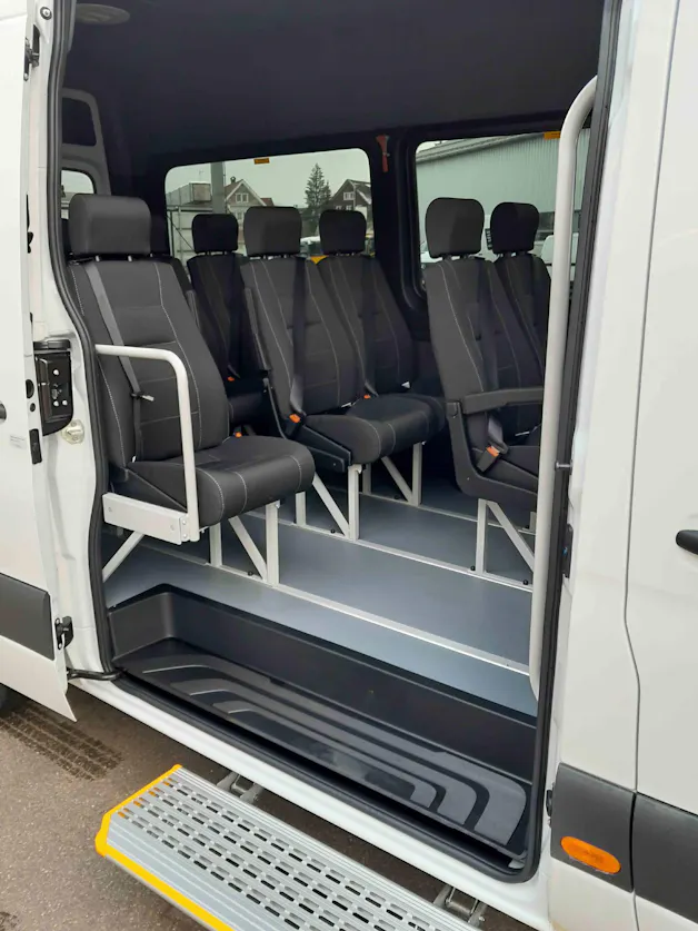 Mercedes-Benz Sprinter 317 CDI PRO KA S 4x2 - 14-Plätzer