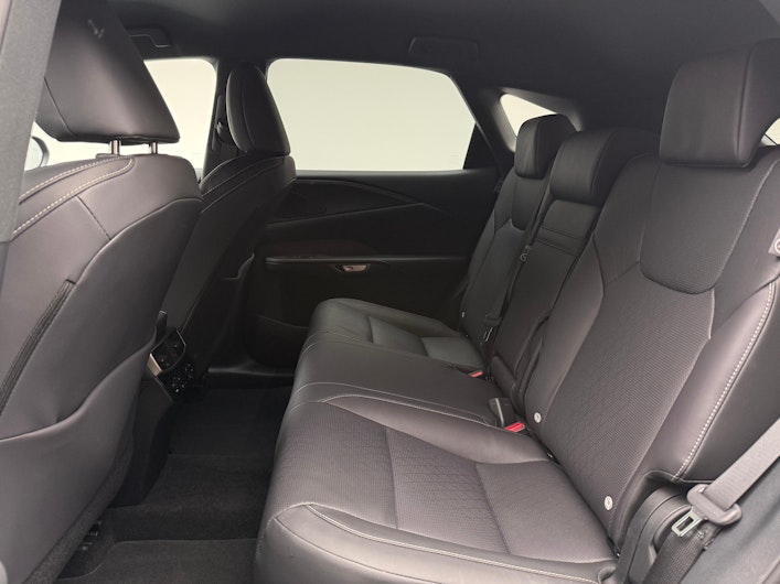 Vehicle image LEXUS RX