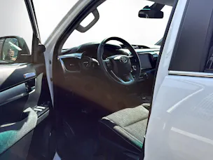 Toyota Hilux Double Cab.-Pick-up 2.8 D-4D 204 Style MHEV Alubrücke Freuler