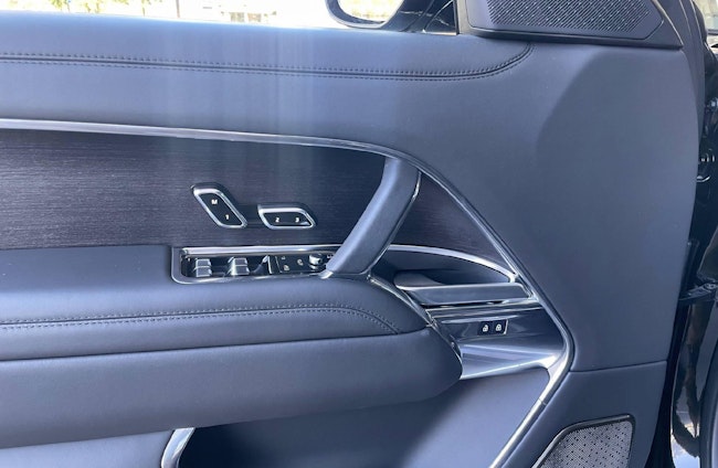 Vehicle image 5 Vehicle image 5