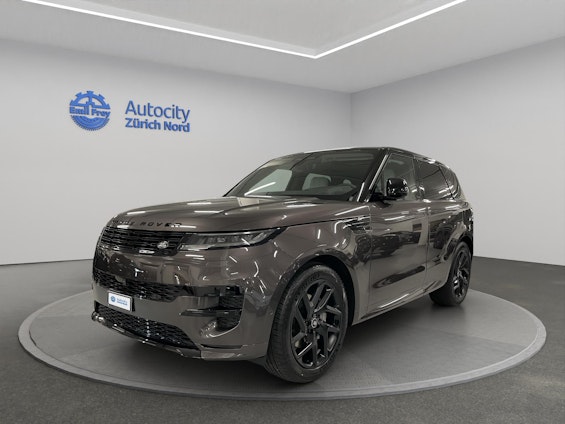 First vehicle image