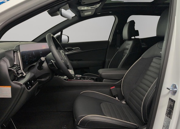 Vehicle image 6 Vehicle image 6