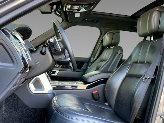 Vehicle image 3 Vehicle image 3