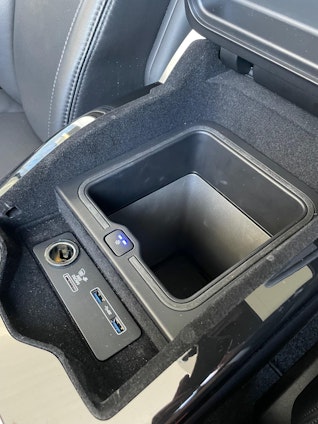 Vehicle image 14 Vehicle image 14