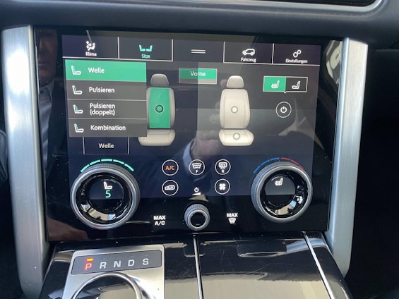 Vehicle image 10 Vehicle image 10