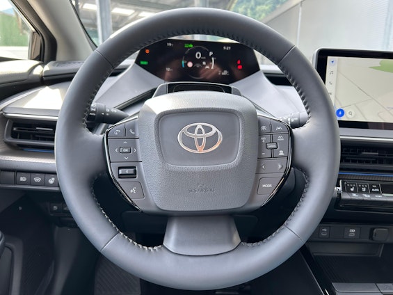 Vehicle image 8