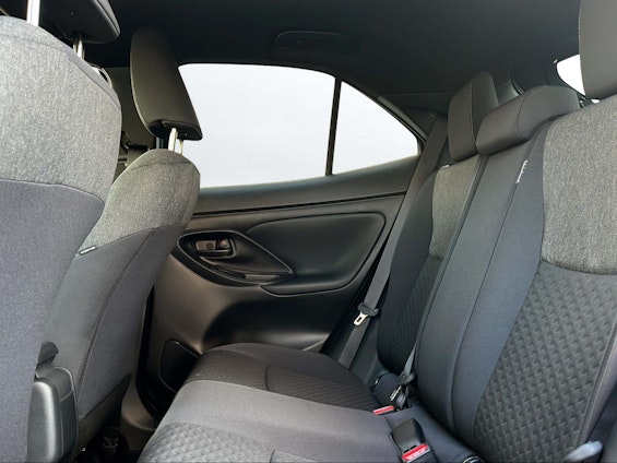 Vehicle image 11 Vehicle image 11