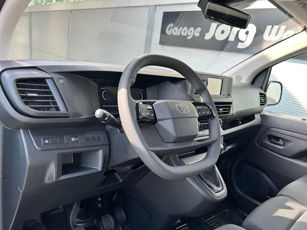 Toyota PROACE Van L1 1.5 D Active