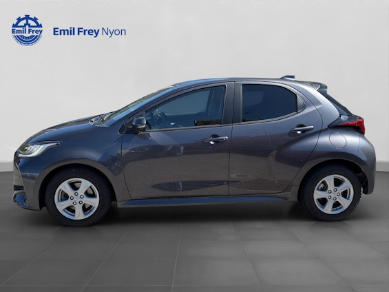 Vehicle image 5