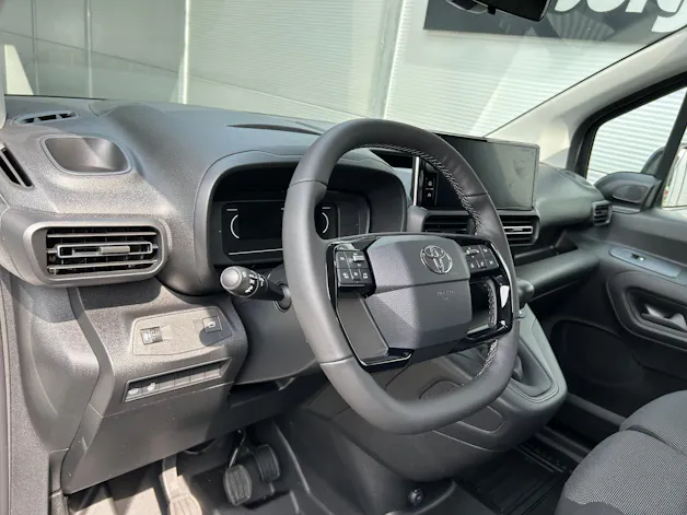 Toyota PROACE CITY Van L1 1.2 Active