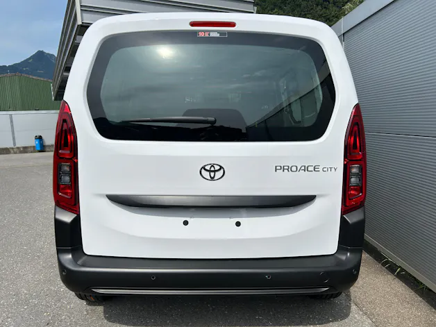 Toyota PROACE CITY Van L1 1.2 Active