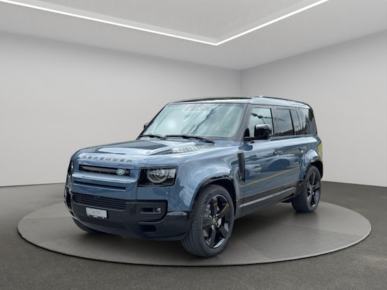 First vehicle image