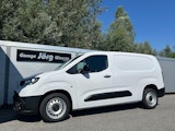 First vehicle image