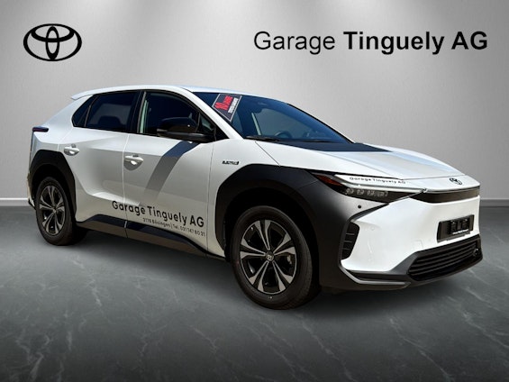 Vehicle image 3 Vehicle image 3