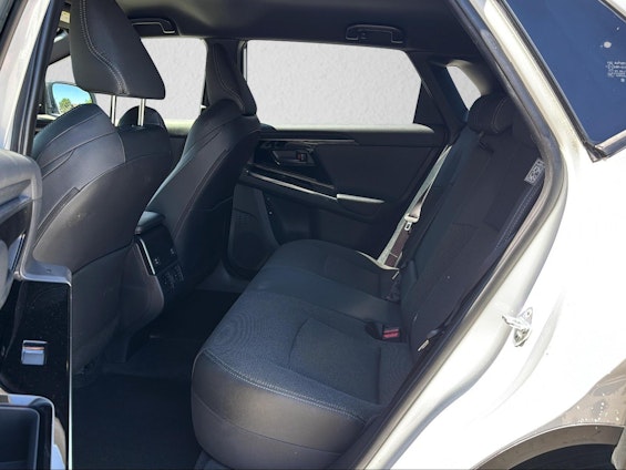 Vehicle image 11 Vehicle image 11