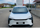 First vehicle image