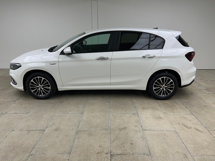 Vehicle image FIAT TIPO