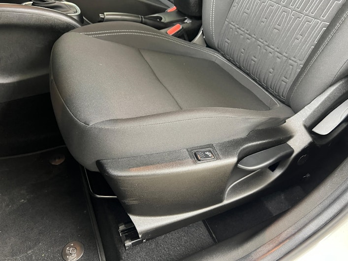 Vehicle image FIAT TIPO