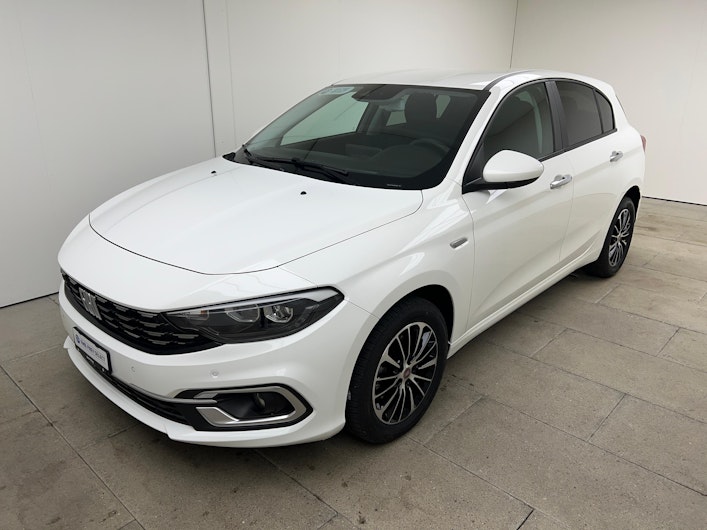 Vehicle image FIAT TIPO