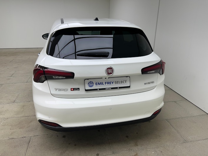 Vehicle image FIAT TIPO