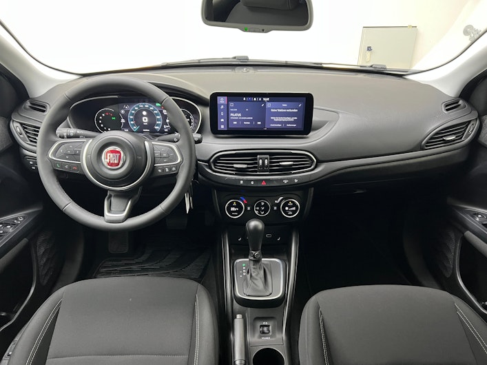 Vehicle image FIAT TIPO
