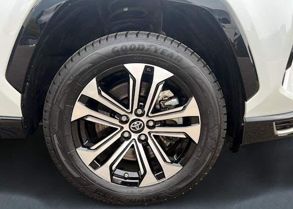 Vehicle image 10 Vehicle image 10