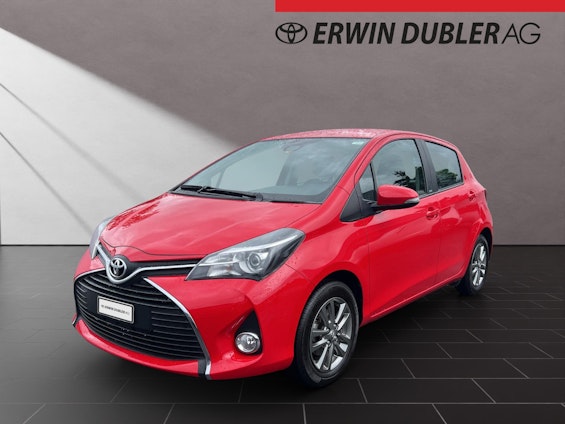 First vehicle image