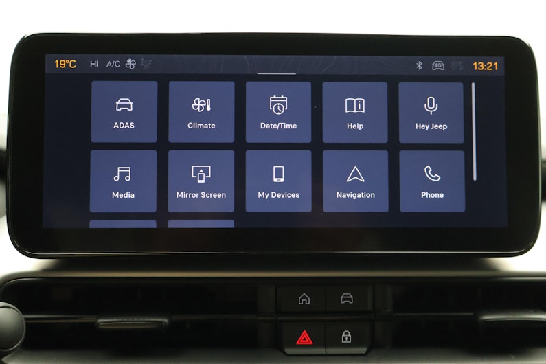 Vehicle image JEEP AVENGER