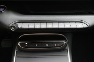 Vehicle image JEEP Avenger 1.2 MHEV Overland 4xe