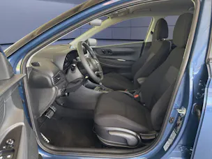 Hyundai BAYON 1.0 T-GDi 100 Amplia Safe Tec