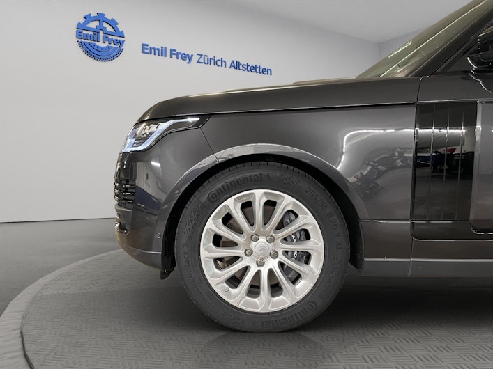 Vehicle image LAND ROVER RANGE ROVER