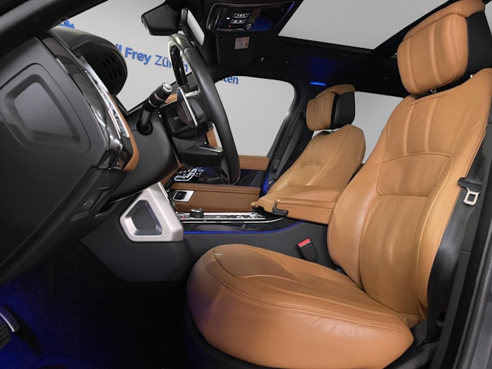 Vehicle image LAND ROVER RANGE ROVER