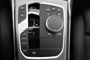 Vehicle image BMW 330d xDrive Touring