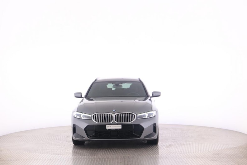 Vehicle image BMW 3 SERIES