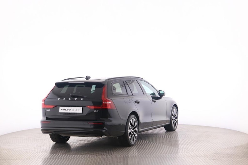 Vehicle image VOLVO V60