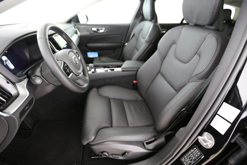 Vehicle image VOLVO V60