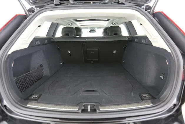 Volvo V60 2.0 B4 Ultra Dark