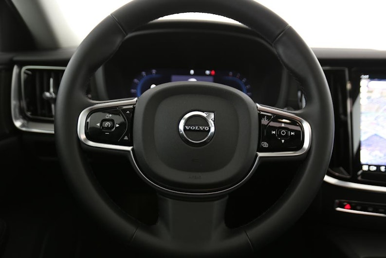 Vehicle image VOLVO V60