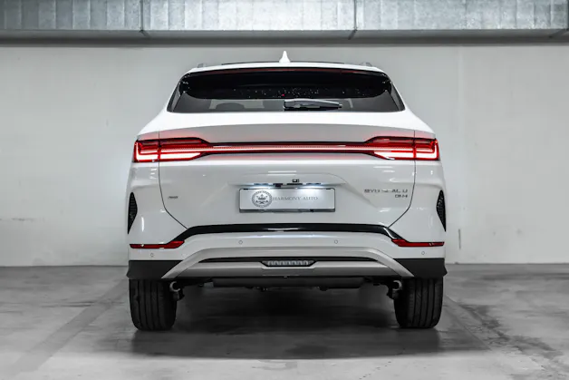 BYD Seal U DM-i Design AWD - 324 PS