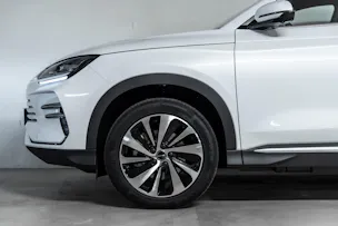 BYD Seal U DM-i Design AWD - 324 PS