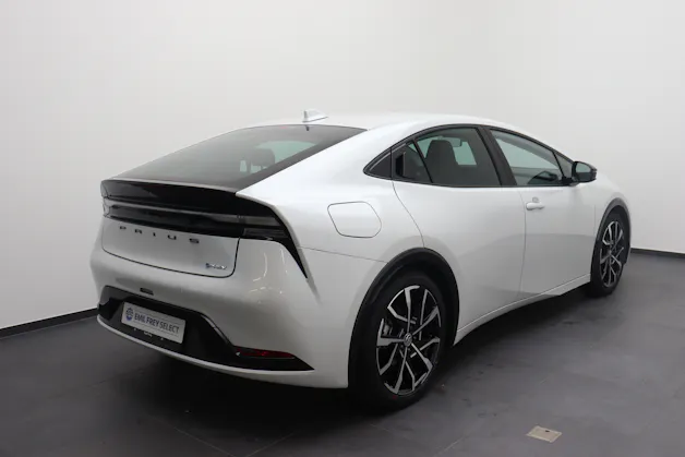 Toyota Prius 2.0 Plug-In-Hybrid Style