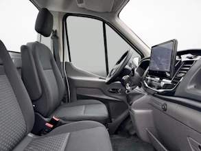 https://vehicle.imgix.net/3859629/534c499d-193c-4cf0-b699-5bd3edc97fd1.jpg