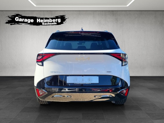 Vehicle image 3 Vehicle image 3