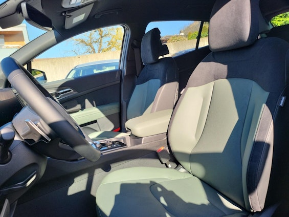 Vehicle image 8 Vehicle image 8