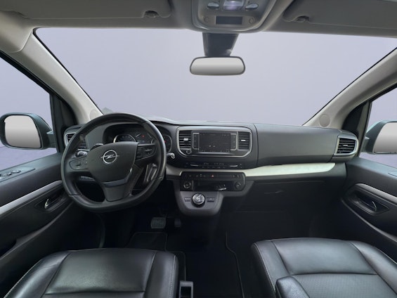 Vehicle image 8 Vehicle image 8