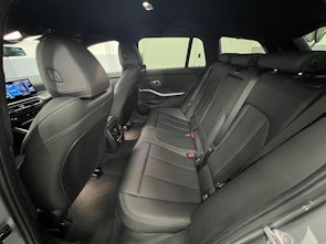 Vehicle image BMW 320d xDrive Touring M-Sport